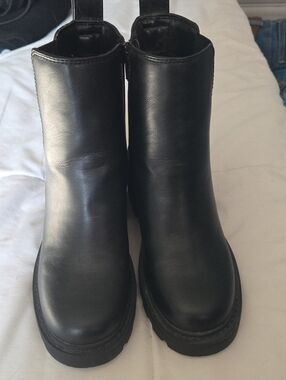SO Black Leather Ankle Boots Booties